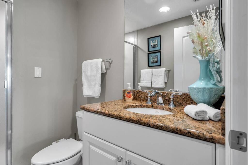 Coastal Elegance: Your Clearwater Beach Escape Exteriör bild
