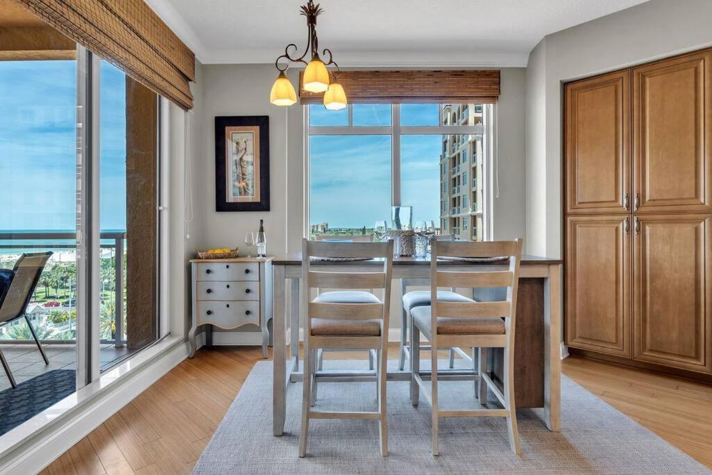 Coastal Elegance: Your Clearwater Beach Escape Exteriör bild