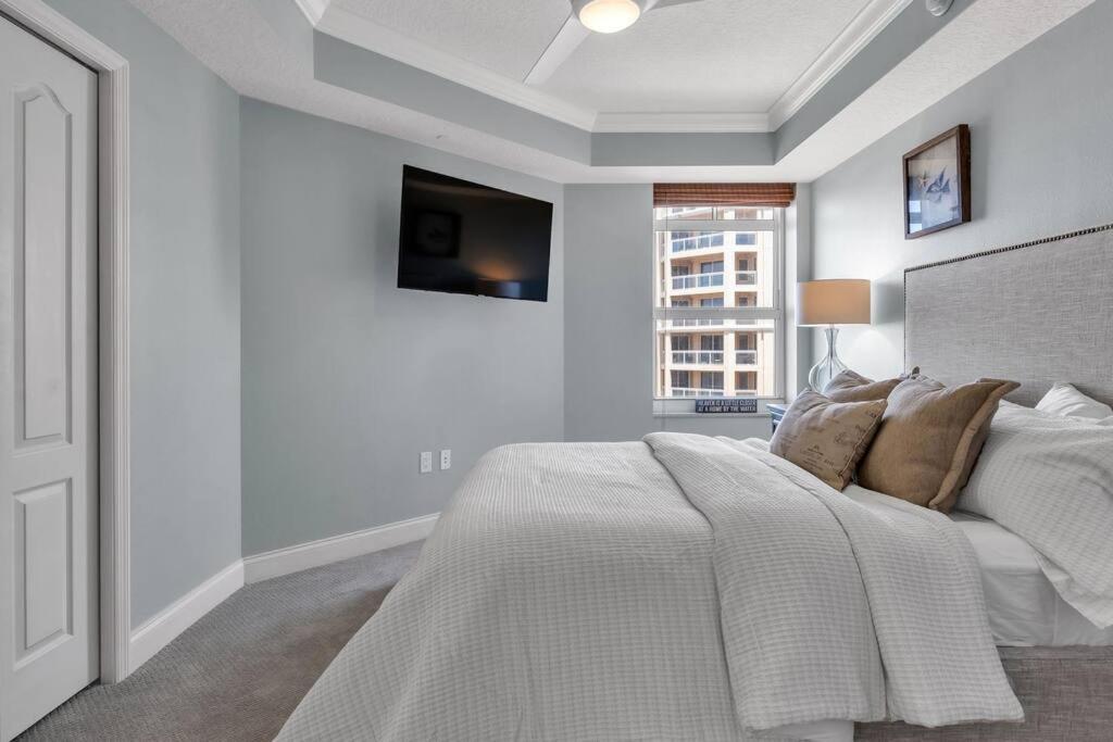 Coastal Elegance: Your Clearwater Beach Escape Exteriör bild