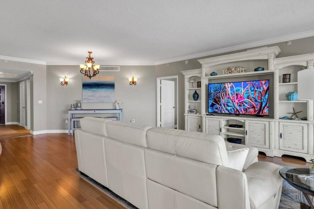 Coastal Elegance: Your Clearwater Beach Escape Exteriör bild