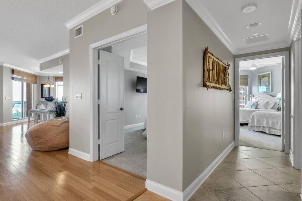 Coastal Elegance: Your Clearwater Beach Escape Exteriör bild