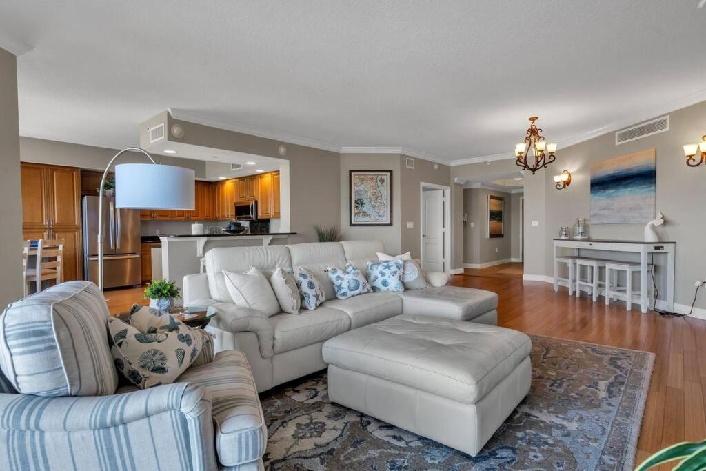 Coastal Elegance: Your Clearwater Beach Escape Exteriör bild