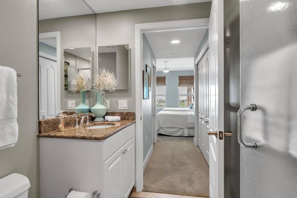 Coastal Elegance: Your Clearwater Beach Escape Exteriör bild